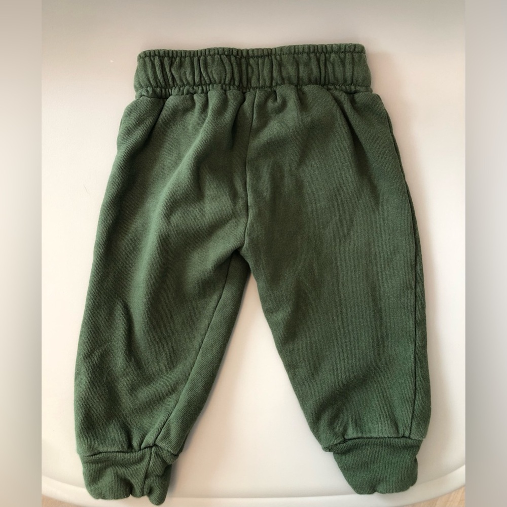 Like-new 100% organic cotton Honest Company green baby hooded sweatsuit set 3-6m - Picture 7 of 8